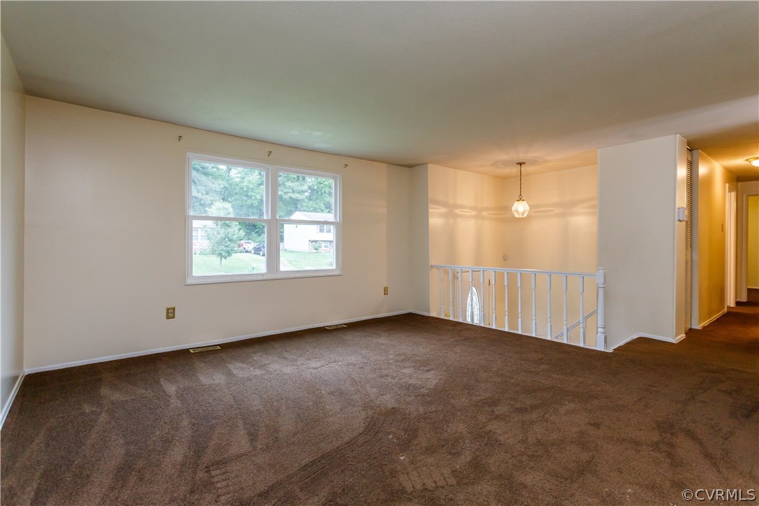 9513 Kennesaw Road Chesterfield, VA 23236 - Photo 4 of 41 Gallery Image 4