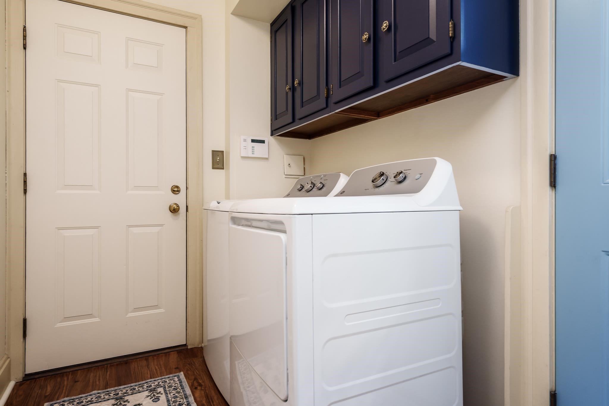 10562 Town Hall Road Belvidere, IL 61008 - Photo 30 of 72 a utility room with dryer and washer