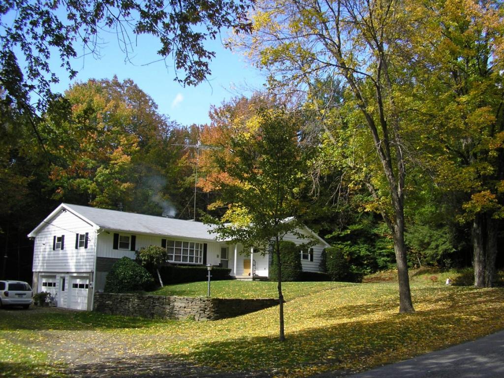59 Thompson Road Windsor, NY 13865 - Photo 3 of 30