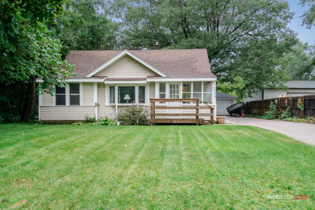 17479 Ridge Avenue Spring Lake, MI 49456 - Photo 1 of 27 17479Ridge001 LoRes