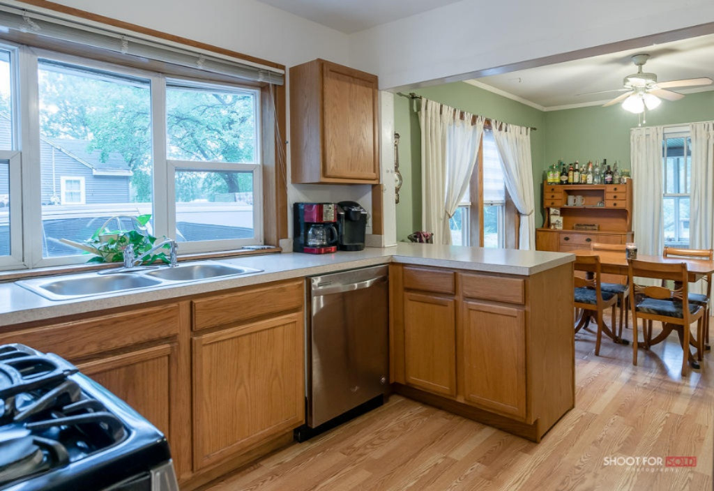 17479 Ridge Avenue Spring Lake, MI 49456 - Photo 6 of 27 17479Ridge005 LoRes