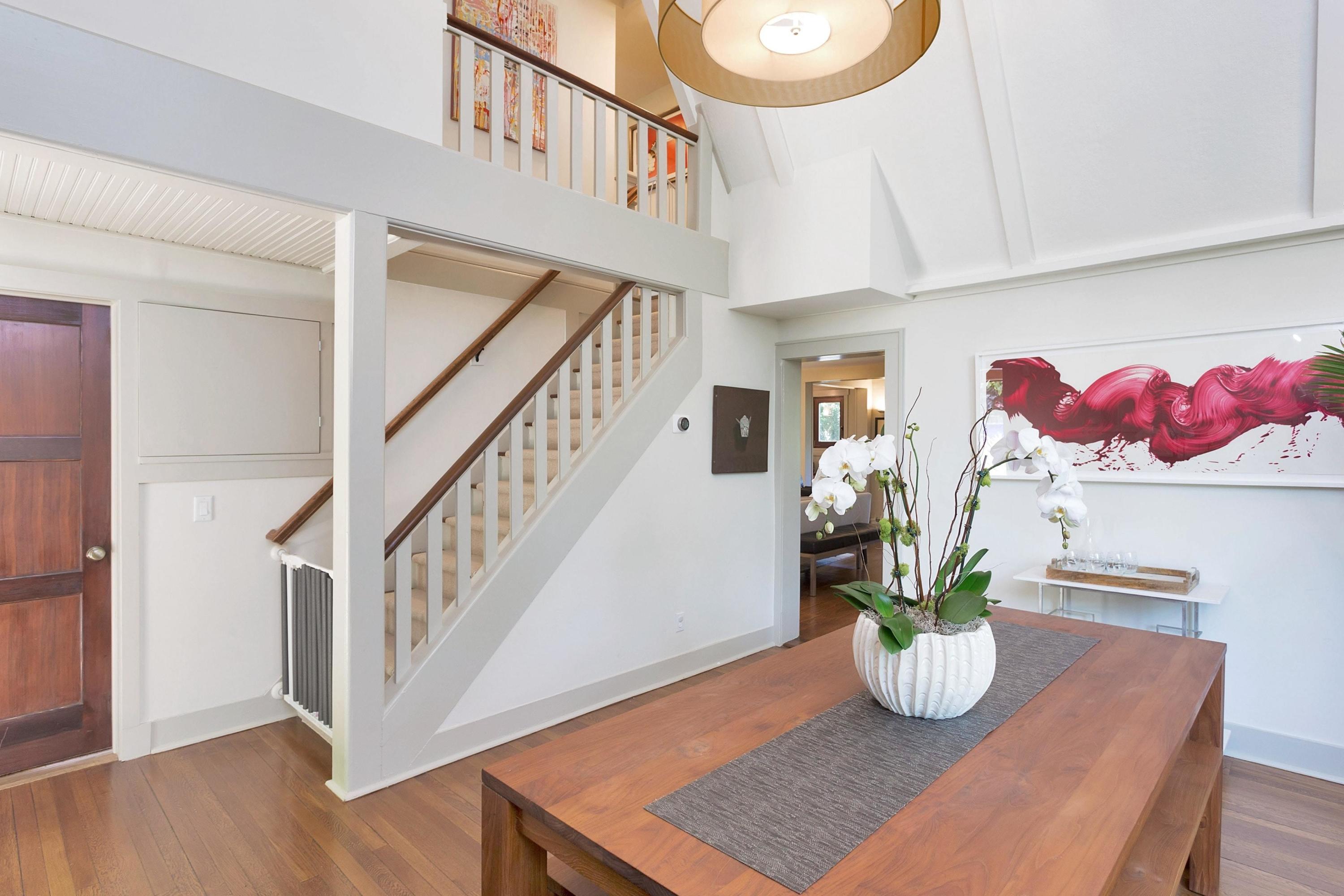 12 Crest Road Rowayton, CT 06853 - Photo 18 of 35 a view of an entryway and wooden floor