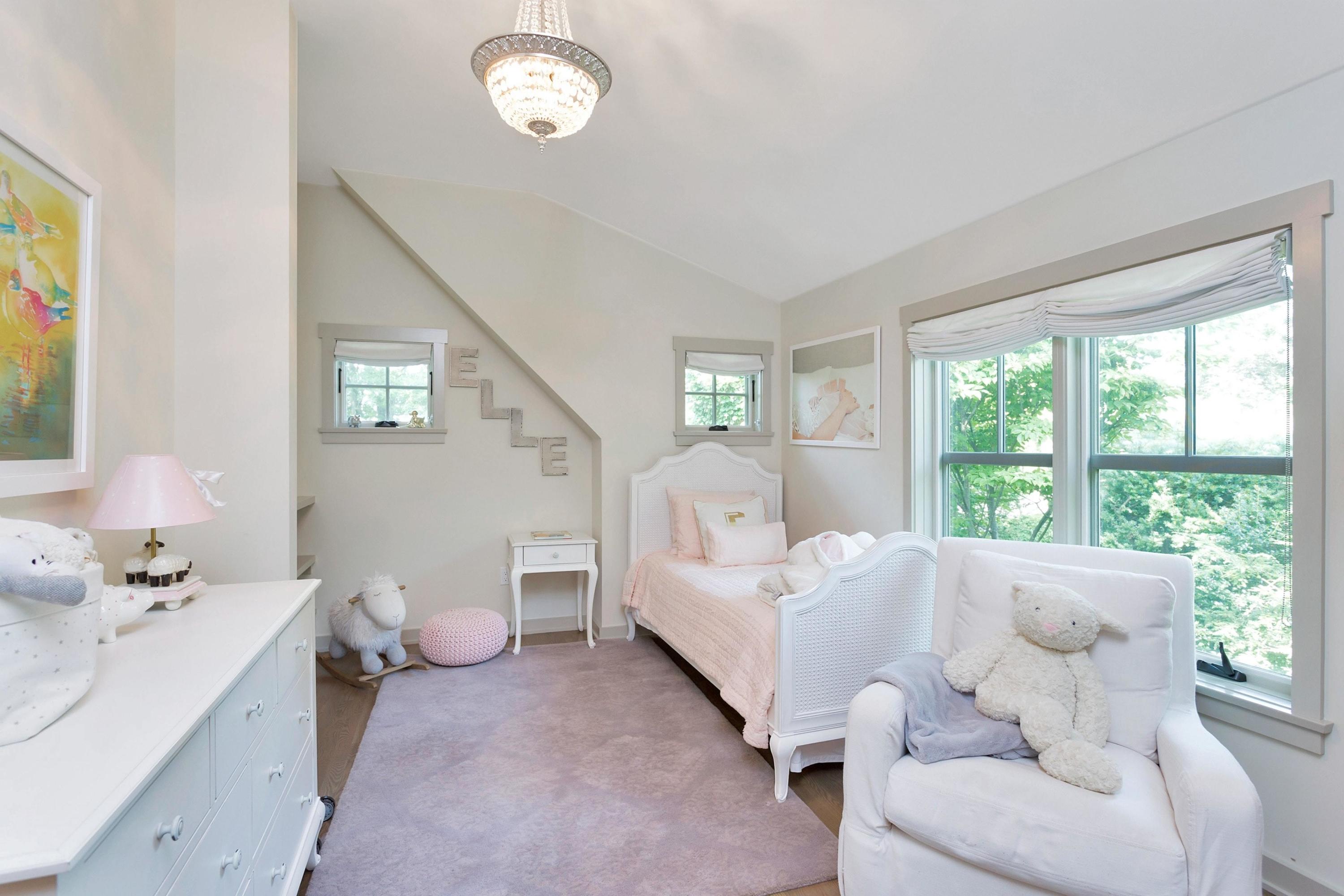 12 Crest Road Rowayton, CT 06853 - Photo 21 of 35 a bed room with a bed and a window