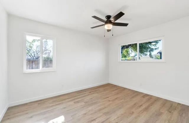 $2,300 | 934 West Alamos Avenue, Clovis, CA 93612