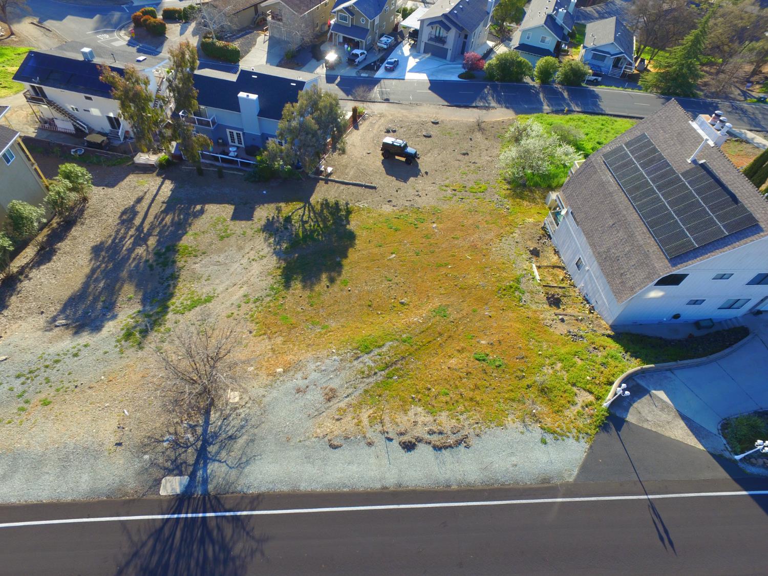 572 Poker Flat Road Copperopolis, CA 95228 - Photo 4 of 31 a view of swimming pool yard
