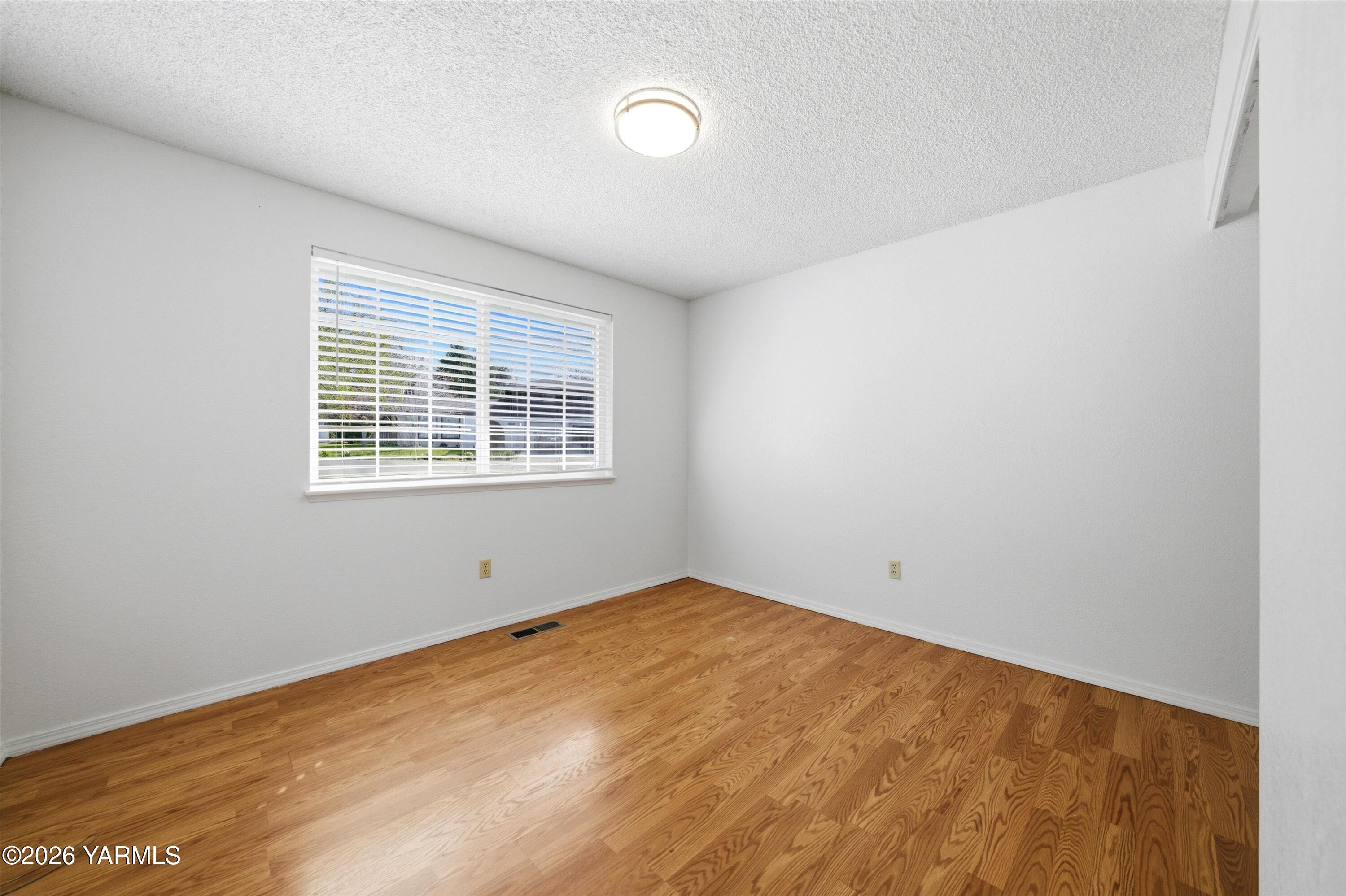 11809 West Bristol Road Yakima, WA 98908 - Photo 15 of 40 15-7R504919