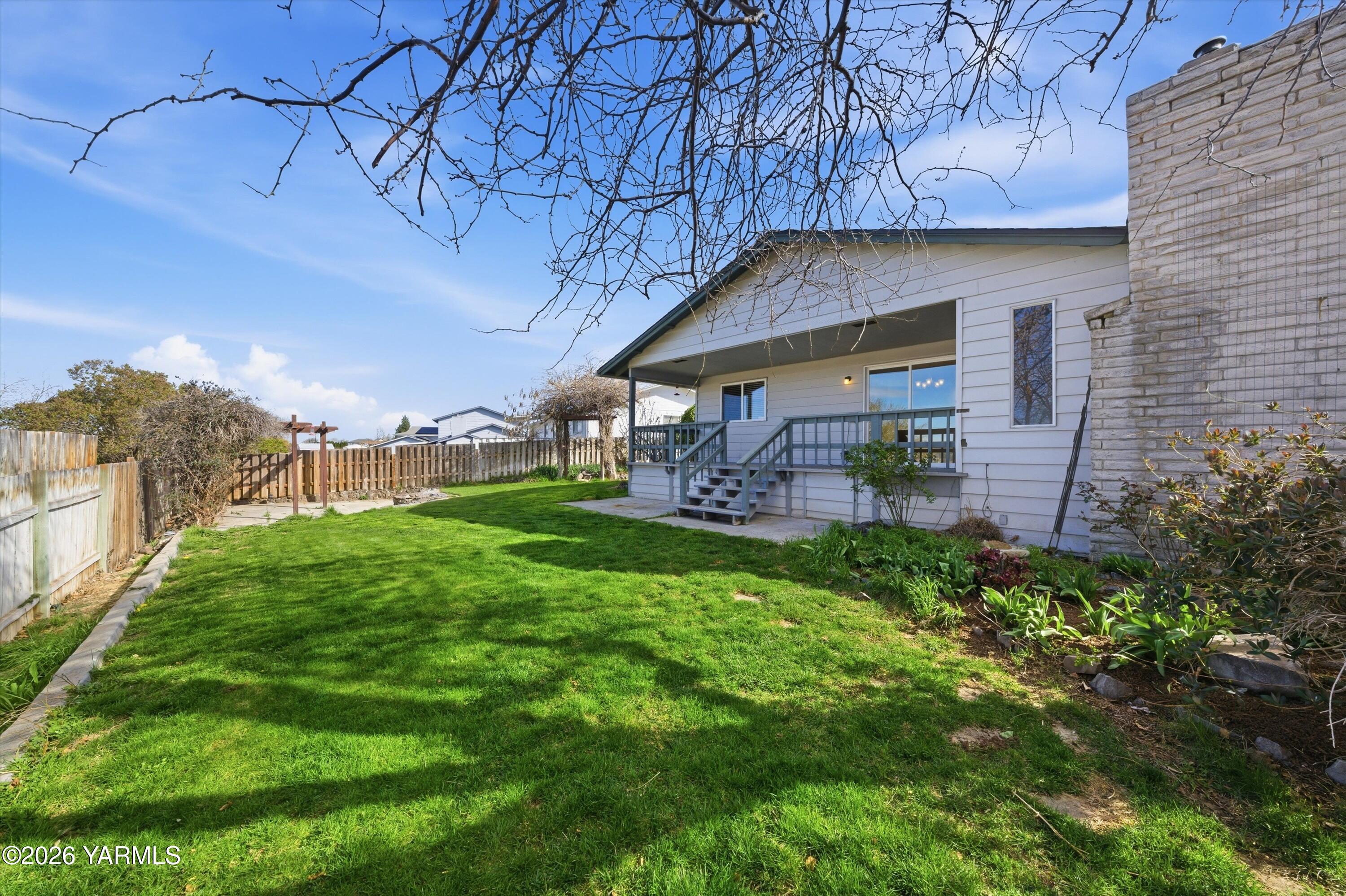 11809 West Bristol Road Yakima, WA 98908 - Photo 27 of 40 27-7R504955