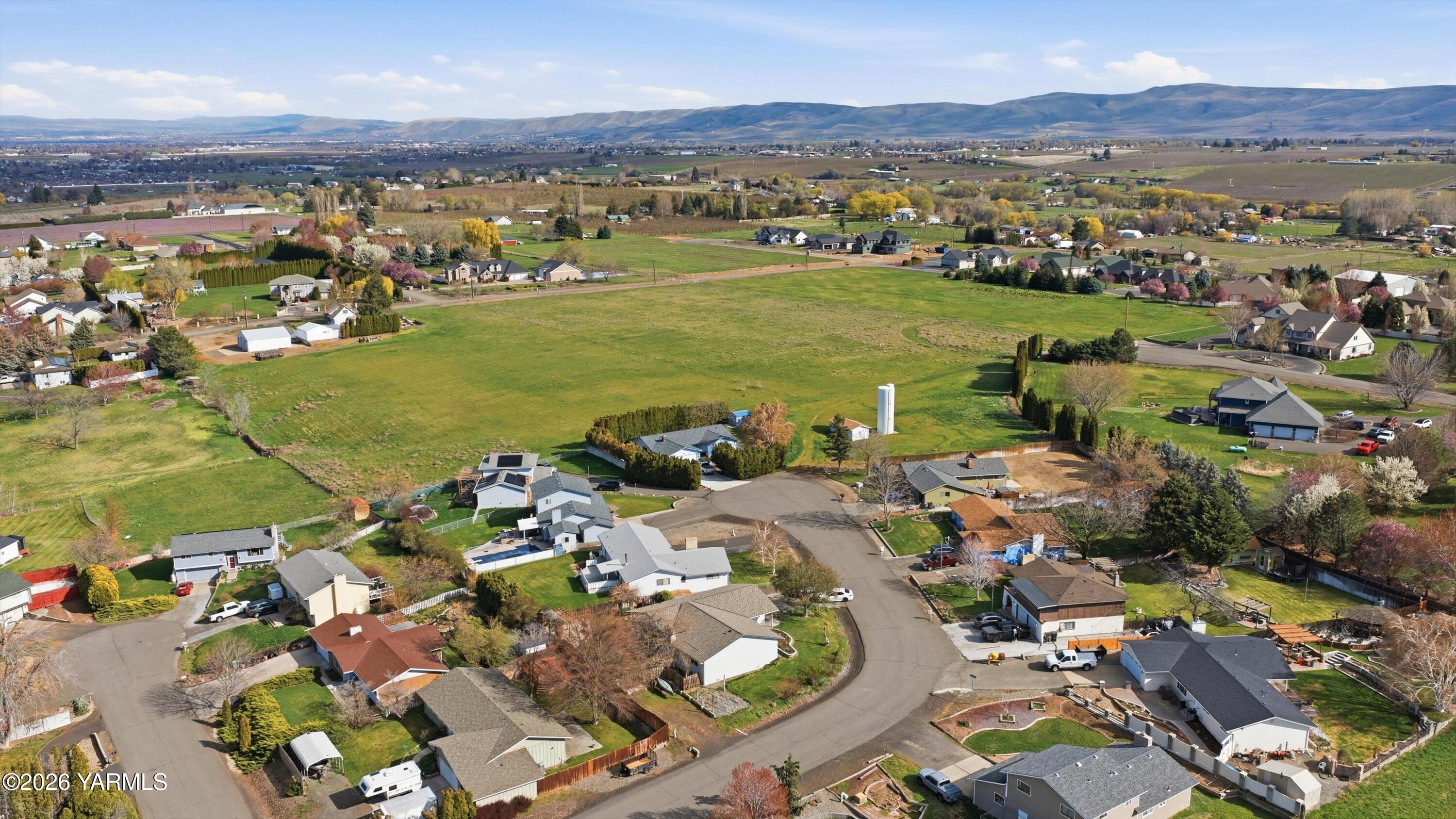 11809 West Bristol Road Yakima, WA 98908 - Photo 38 of 40 38-DJI_20260403160339_0522_D_M4P_autorem