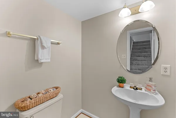 a picture of a city view