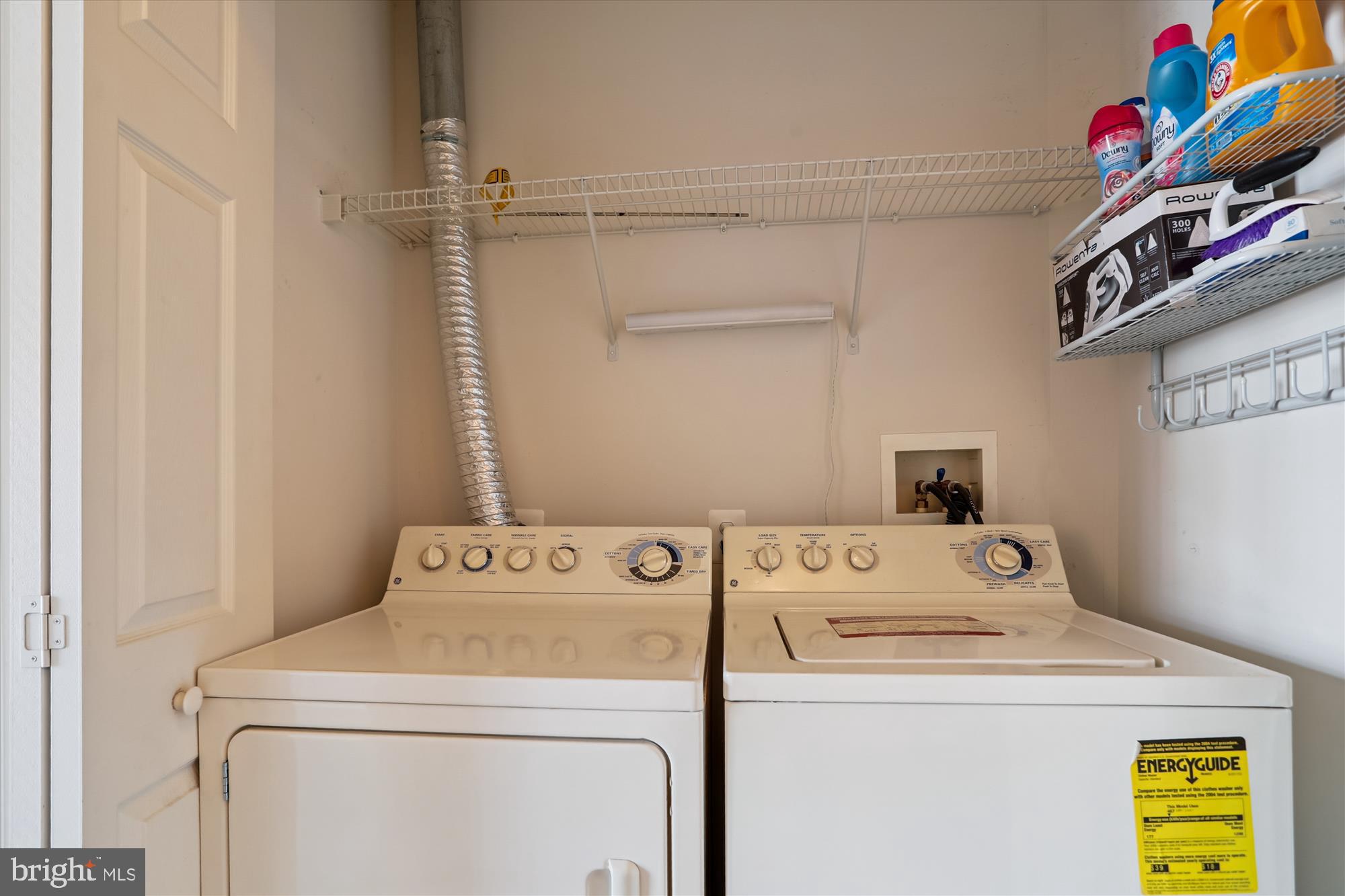 2500 Coleridge Drive, Unit 2A Frederick, MD 21702 - Photo 33 of 60 a utility room with dryer and washer
