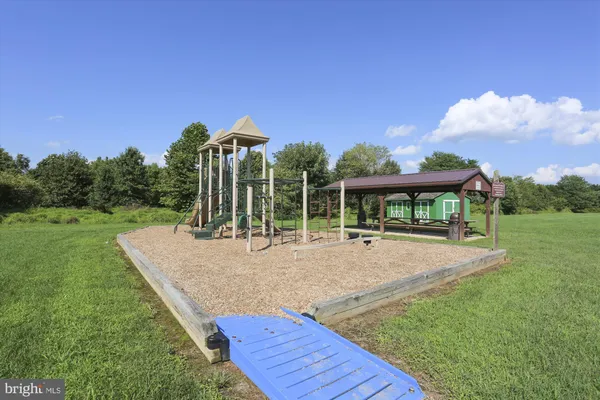 $279,999 | 2500 Coleridge Drive, Unit 2A, Frederick, MD 21702