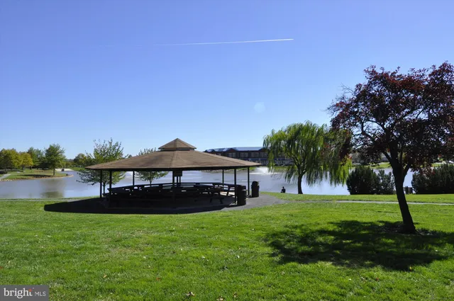 $307,500 | 2500 Coleridge Drive, Unit 2A, Frederick, MD 21702