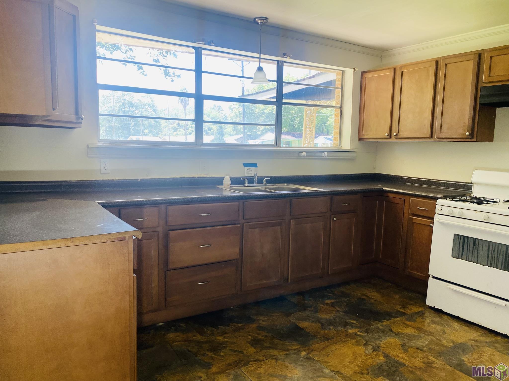 2758 Badley Road Baton Rouge, LA 70807 - Photo 9 of 27