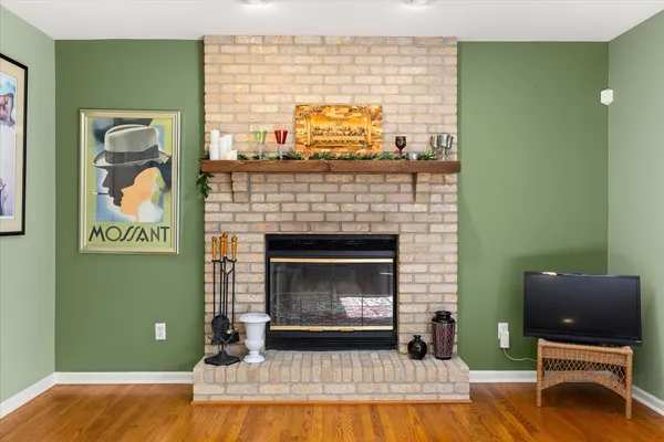 $450,000 | 122 Cinderford Court, Oswego, IL 60543