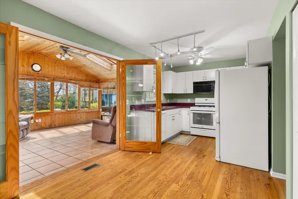 $450,000 | 122 Cinderford Court, Oswego, IL 60543