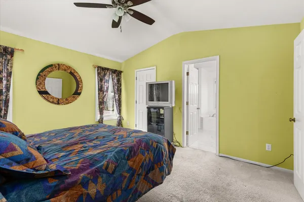$450,000 | 122 Cinderford Court, Oswego, IL 60543