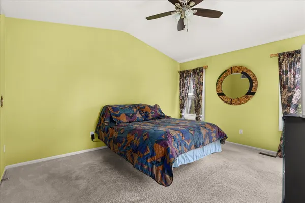 $450,000 | 122 Cinderford Court, Oswego, IL 60543