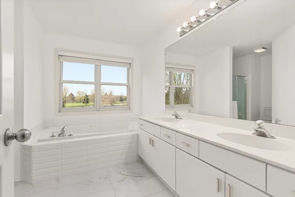 $450,000 | 122 Cinderford Court, Oswego, IL 60543