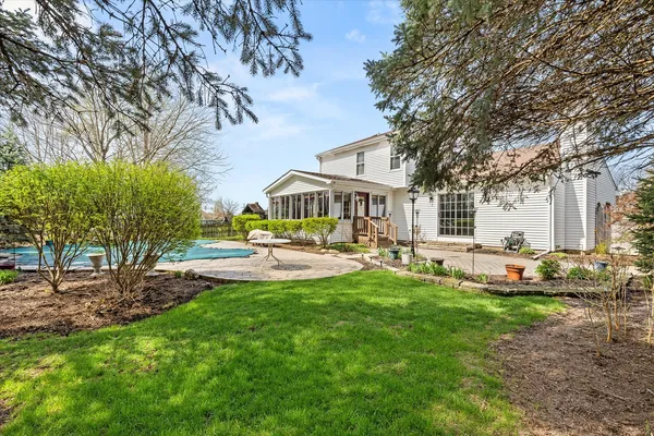 $450,000 | 122 Cinderford Court, Oswego, IL 60543