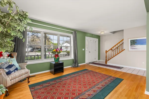$450,000 | 122 Cinderford Court, Oswego, IL 60543