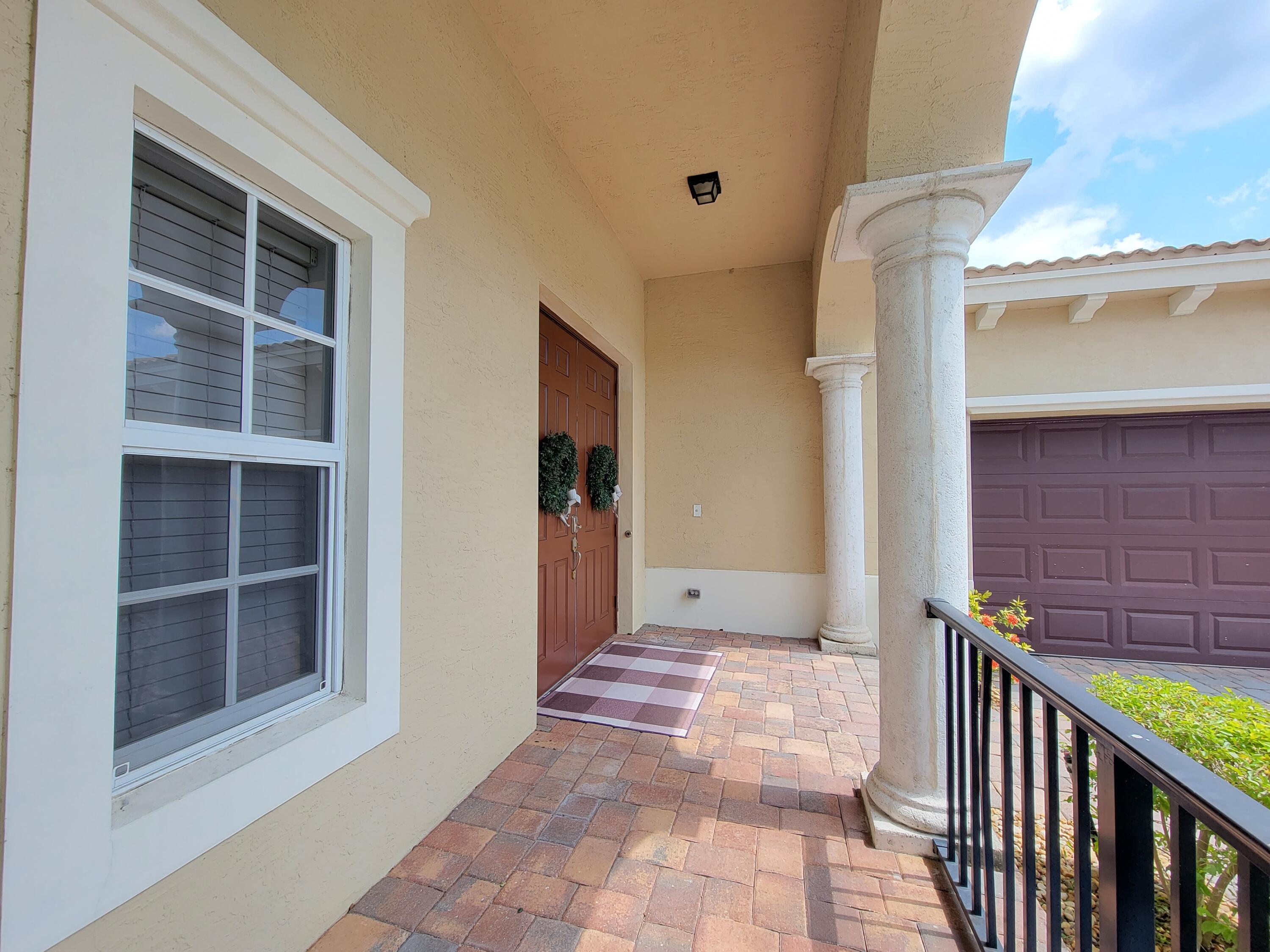 183 Rudder Cay Way Jupiter, FL 33458 - Photo 5 of 49 20220624_151401