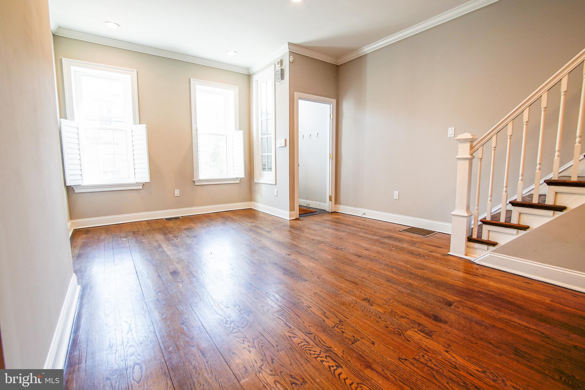 1919 Parrish Street Philadelphia, PA 19130 - Photo 3 of 29 Living Room