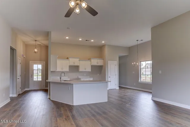 $317,000 | 7736 Carmel Cove, Walls, MS 38680