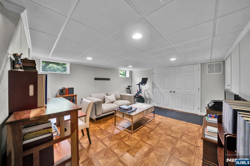 10 Carolina Place Ridgewood, NJ 07450 - Photo 37 of 38