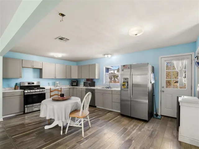 $159,900 | 822 Bee Tree Street, Westlake, LA 70669