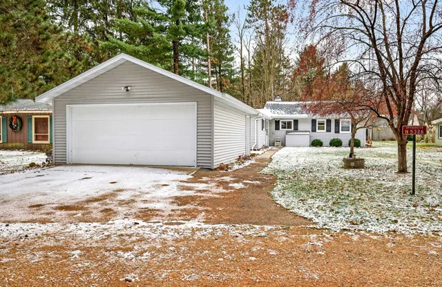 $239,900 | N5326 Ronaldson Drive, Wild Rose, WI 54984