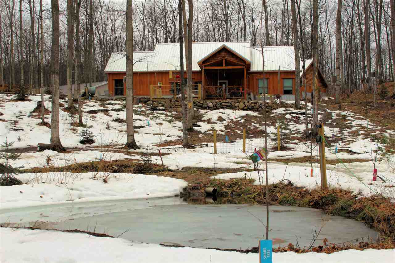 2158 North Jacobson Road Suttons Bay, MI 49682 - Photo 3 of 38 1884967-2.JPG