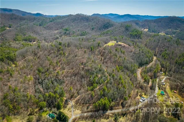 $349,000 | 0 Saylor Lake Road, Bakersville, NC 28705