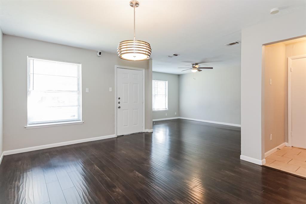 1421 Belmont Street Mesquite, TX 75149 - Photo 8 of 18