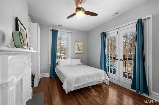 $379,900 | 2029 Forest Avenue, St. Louis, MO 63139