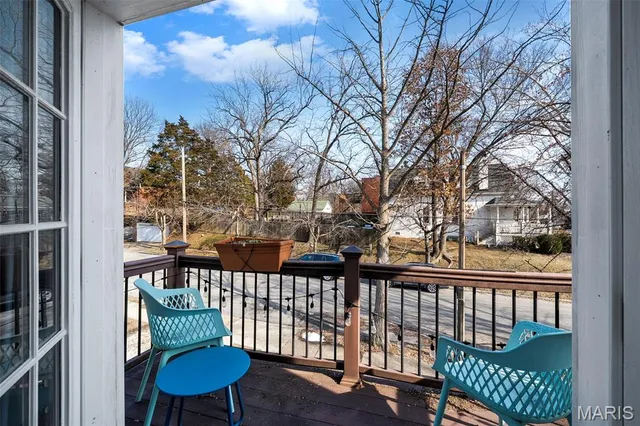 $379,900 | 2029 Forest Avenue, St. Louis, MO 63139