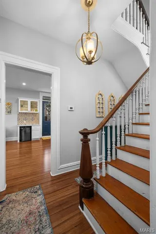 $379,900 | 2029 Forest Avenue, St. Louis, MO 63139