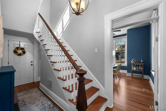 $379,900 | 2029 Forest Avenue, St. Louis, MO 63139