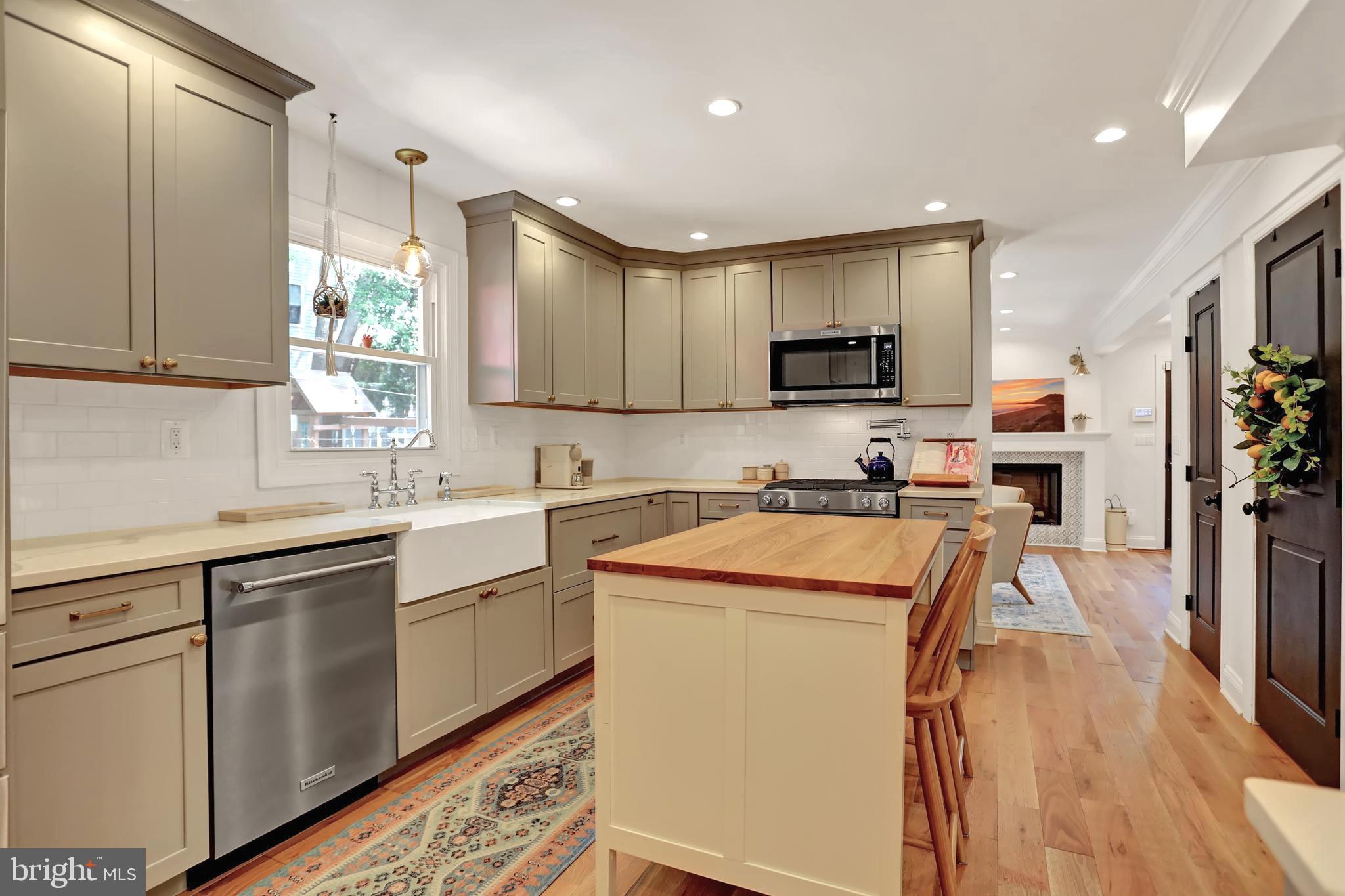 906 Farmstead Road Cockeysville, MD 21030 - Photo 11 of 52 Gallery Image 11