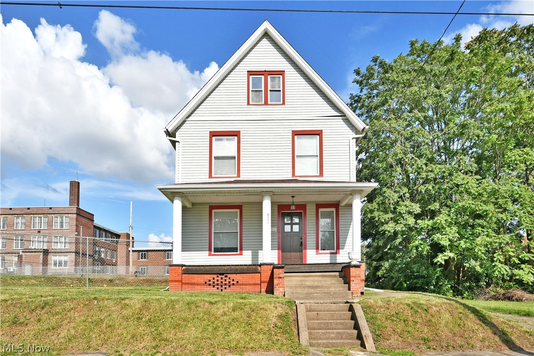 622 High Avenue Southwest Canton, OH 44707 - Photo 1 of 50