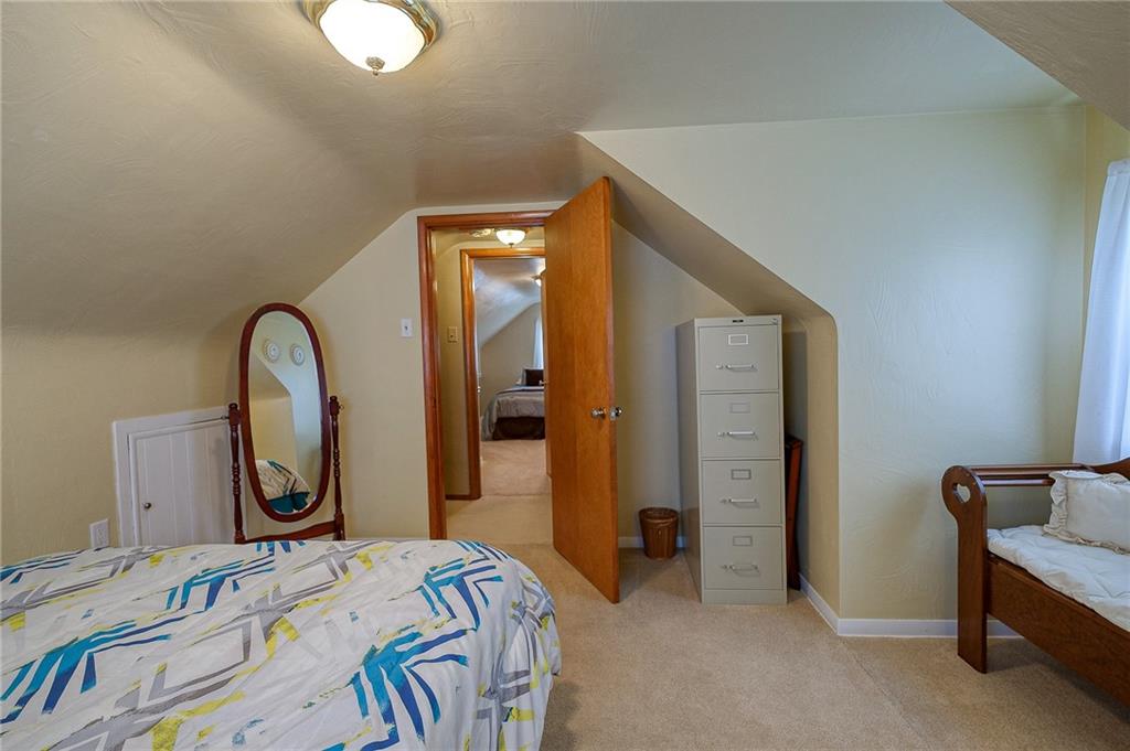 136 Hillendale Road Pittsburgh, PA 15237 - Photo 17 of 25