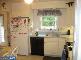 3355 Bartram Road Willow Grove, PA 19090 - Photo 4 of 6 Gallery Image 4