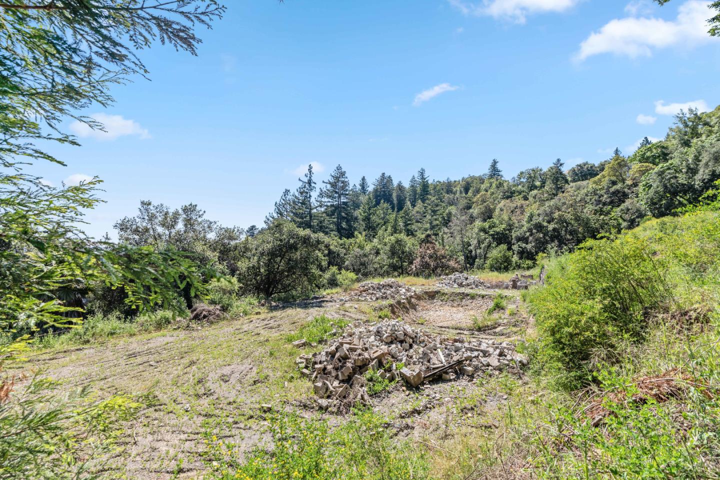 22981 Highway 17 Los Gatos, CA 95033 - Photo 17 of 23 a view of a road with a tree in the background