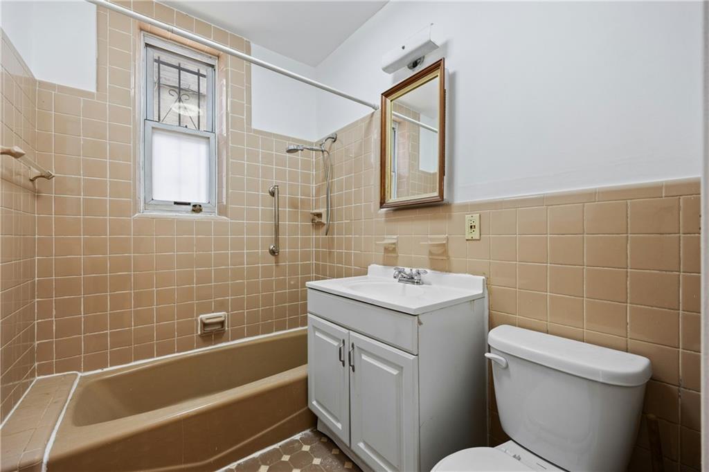 1418 Ave V Brooklyn, NY 11229 - Photo 10 of 17