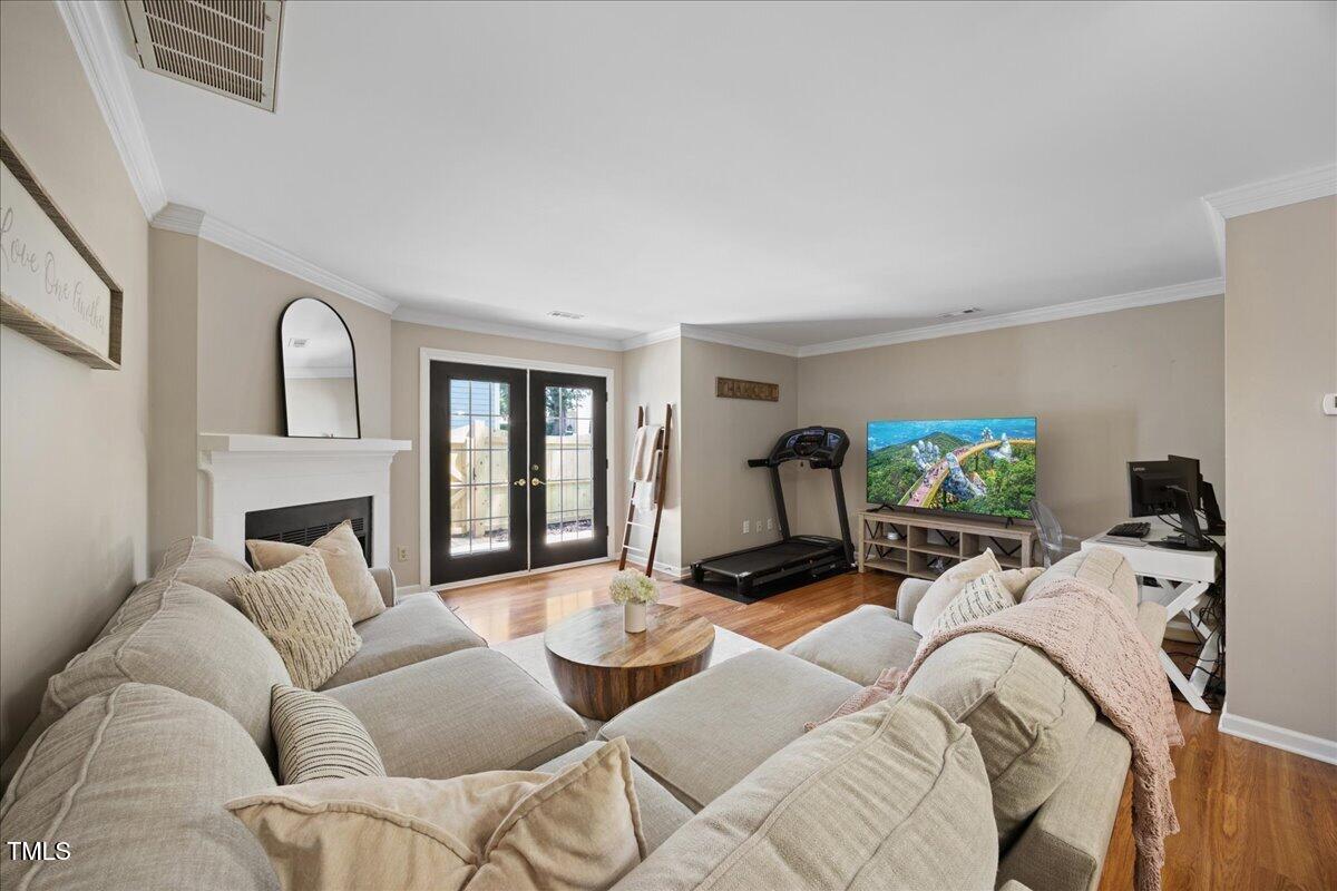 1602 Township Circle Raleigh, NC 27609 - Photo 10 of 23 10-2A1A2487