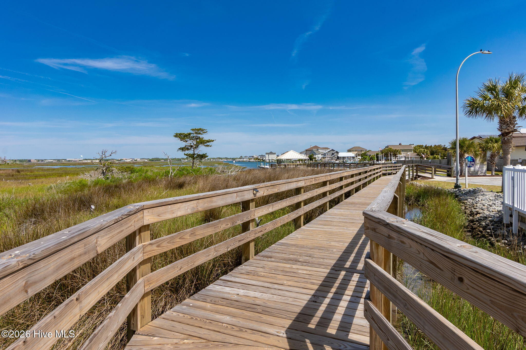 602 West Fort Macon Road, Unit 232 Atlantic Beach, NC 28512 - Photo 20 of 36 26-web-or-mls-chadwick-visuals-palm-suit
