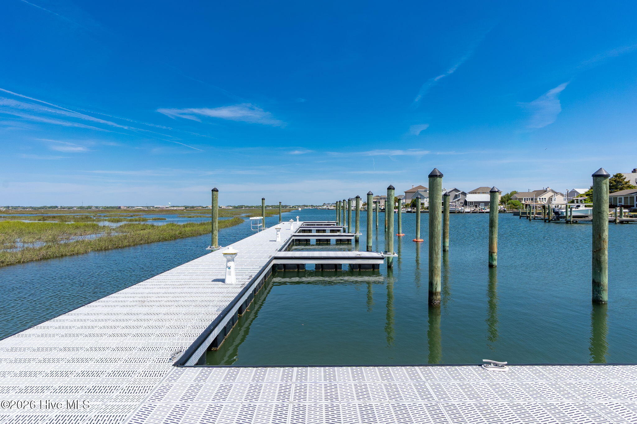 602 West Fort Macon Road, Unit 232 Atlantic Beach, NC 28512 - Photo 24 of 36 30-web-or-mls-chadwick-visuals-palm-suit