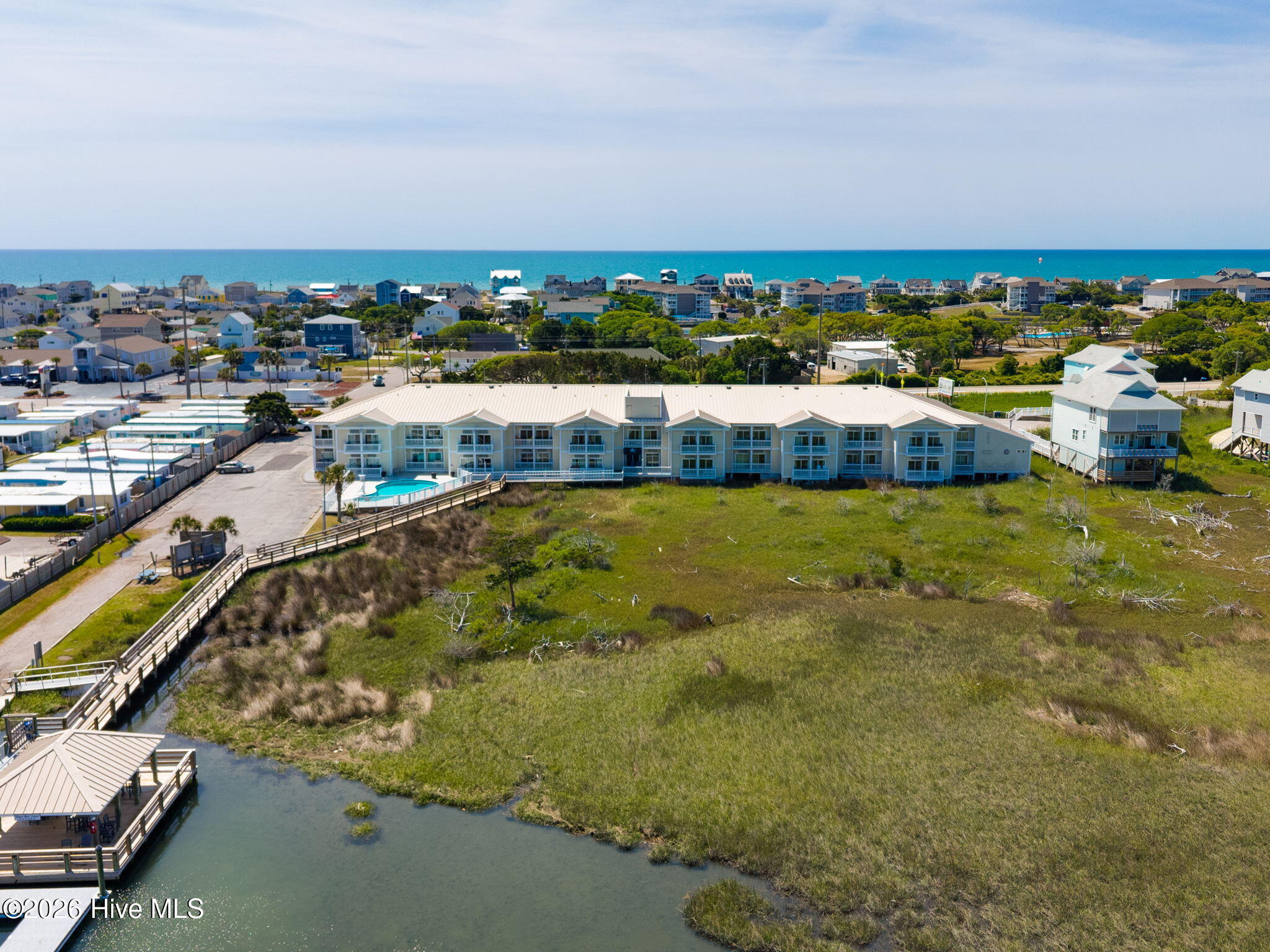 602 West Fort Macon Road, Unit 232 Atlantic Beach, NC 28512 - Photo 33 of 36 43-web-or-mls-chadwick-visuals-palm-suit