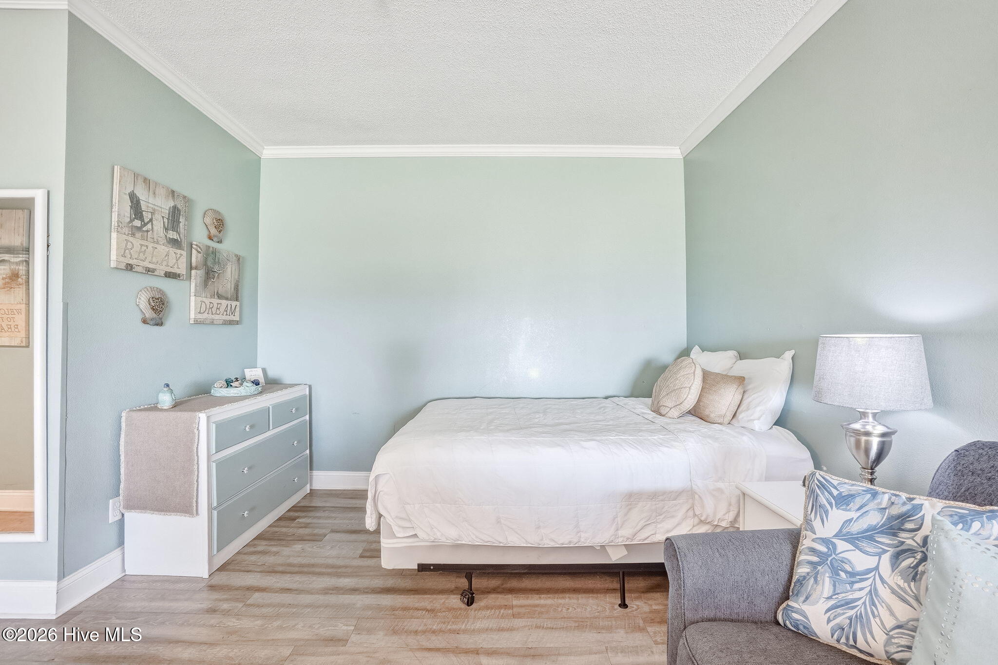 602 West Fort Macon Road, Unit 232 Atlantic Beach, NC 28512 - Photo 6 of 36 7-web-or-mls-chadwick-visuals-palm-suite