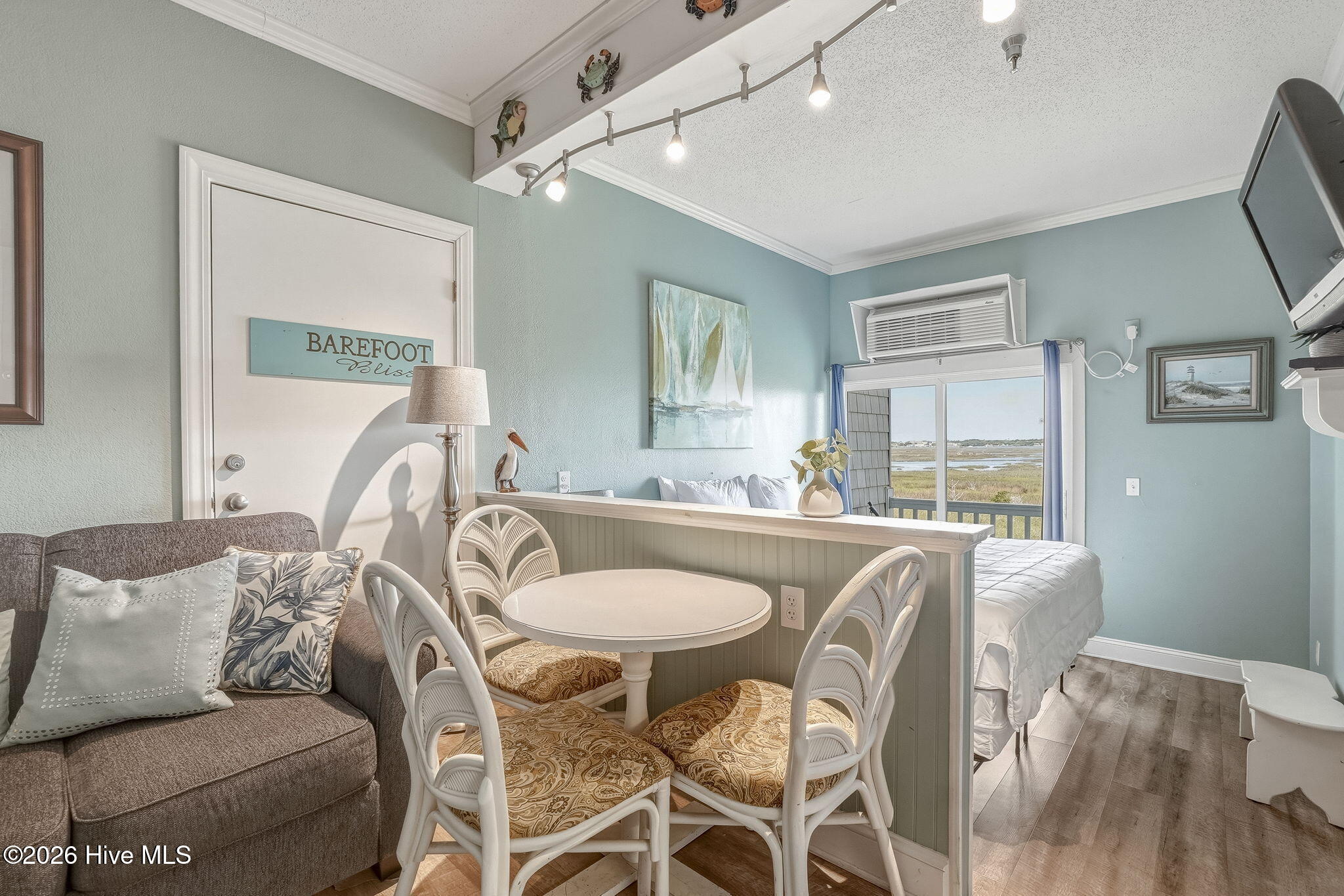602 West Fort Macon Road, Unit 232 Atlantic Beach, NC 28512 - Photo 9 of 36 13-web-or-mls-chadwick-visuals-palm-suit