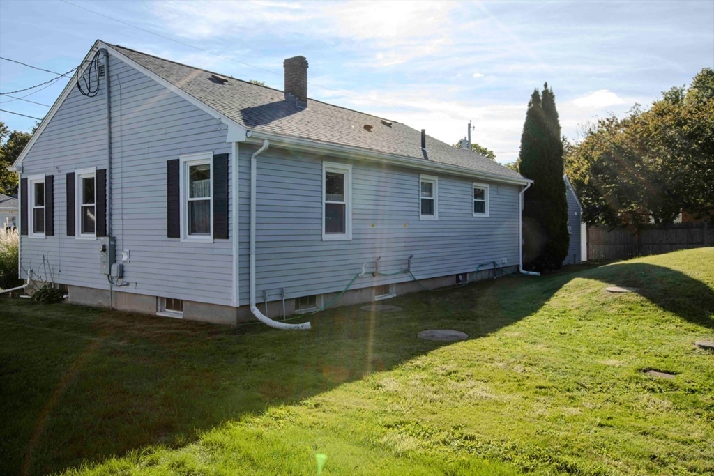 73 Bourne Road Swansea, MA 02777 - Photo 23 of 25 Gallery Image 23